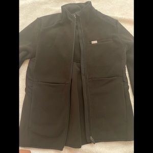 Figs black on shift long sleeve fleece